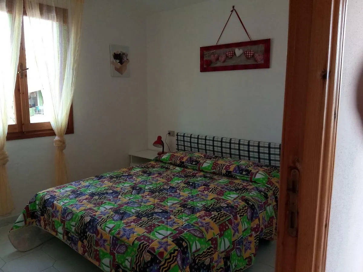 Villa Residenza Il Geranio Badesi Casa vacanze